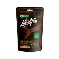 Nature's Protection Lifestyle Soft Duck mini dices, мягкое лакомство с уткой для кошек